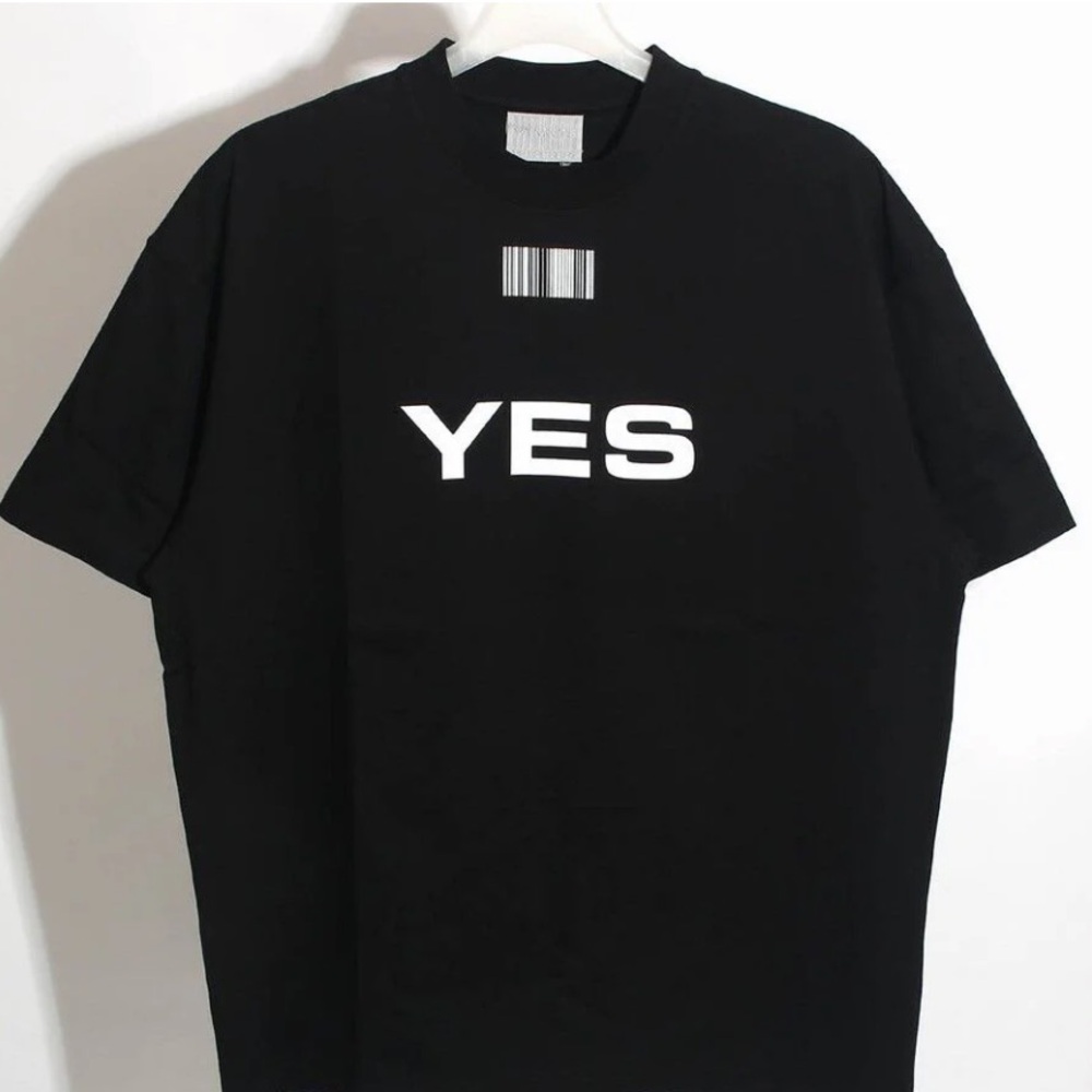 Vetements Black barcode YES / NO Short Sleeve Tee